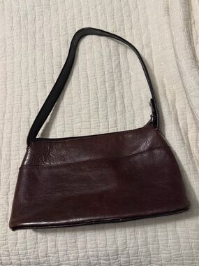Vintage Y2K Kenneth Cole Reaction Leather Shoulder Bag